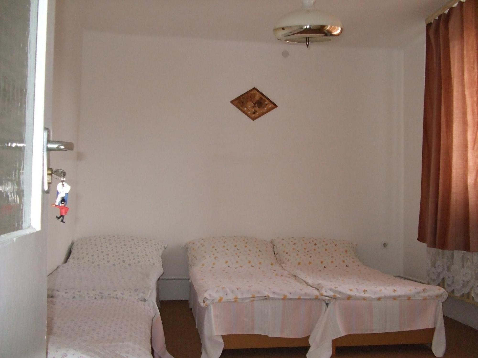 Napfeny Vendeghaz Apartment Miskolc Exterior photo