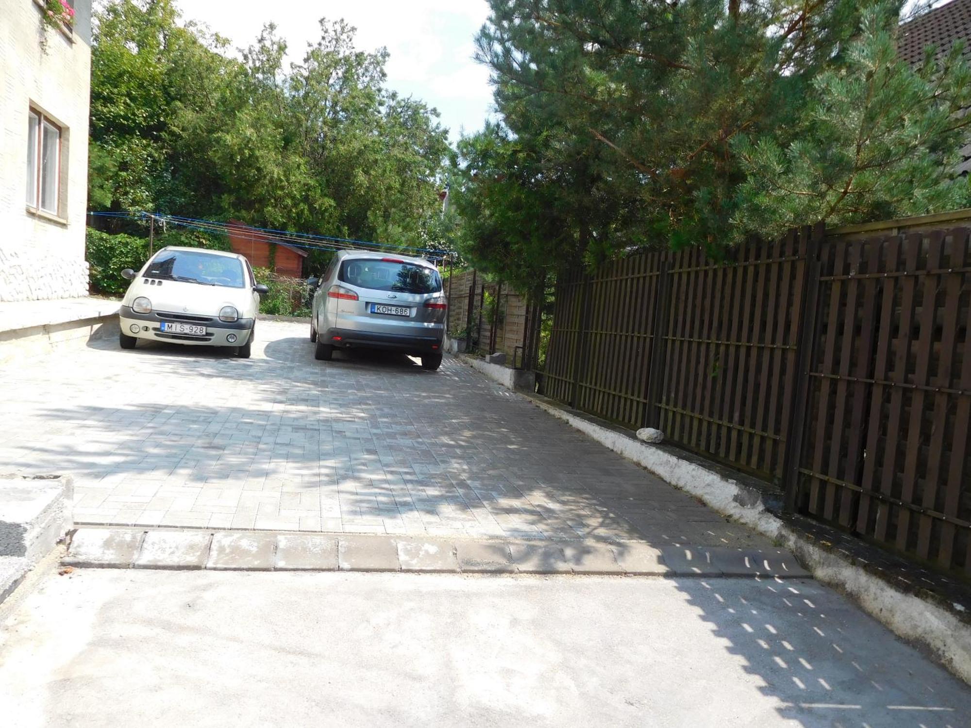 Napfeny Vendeghaz Apartment Miskolc Exterior photo
